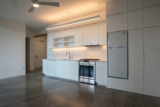 1431 Center Street - Photo 3 of 16