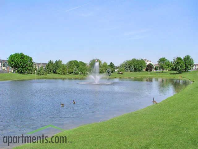 South Bridge Apartments - Photo 2 of 24