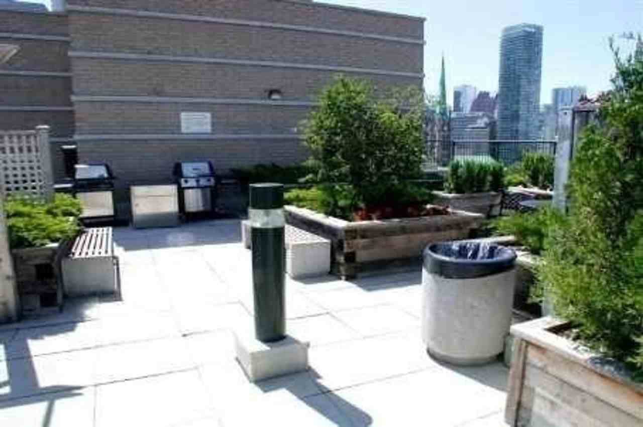 109 Front Street East #6