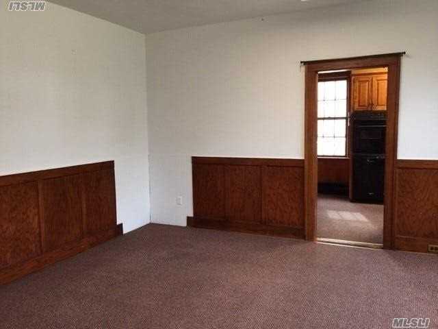 43 Conklin St - Photo 3 of 11