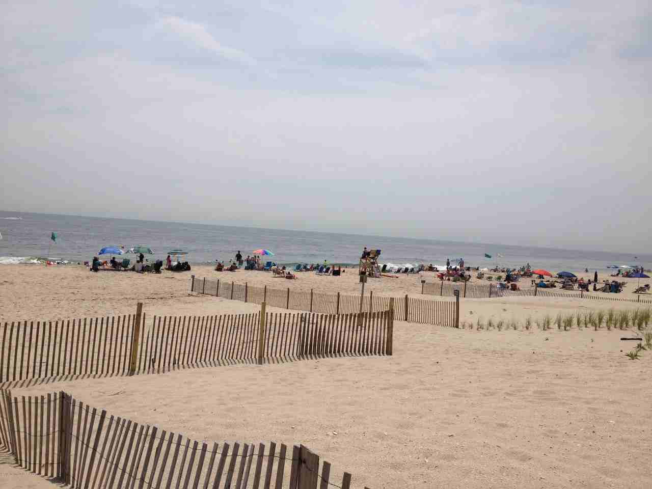 416 Elizabeth Ave - Photo 3 of 14