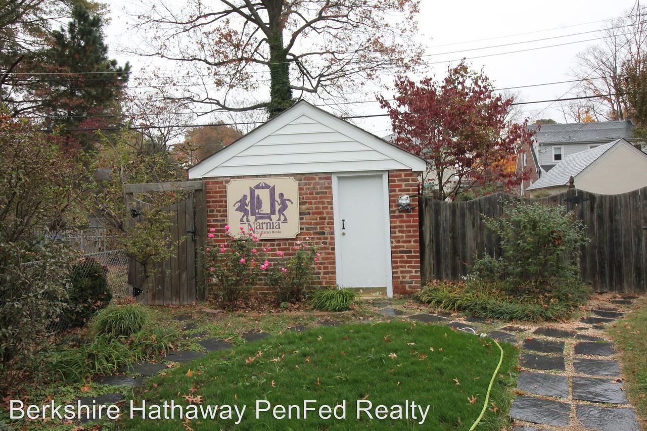 1214 Warren Ave - Photo 3 of 19