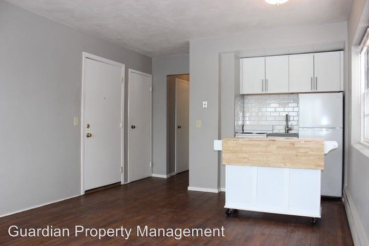 1221 Main St. - Photo 3 of 12