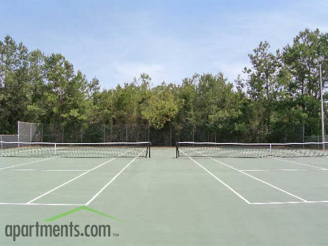 Summer West Apartments - Photo 3 of 28