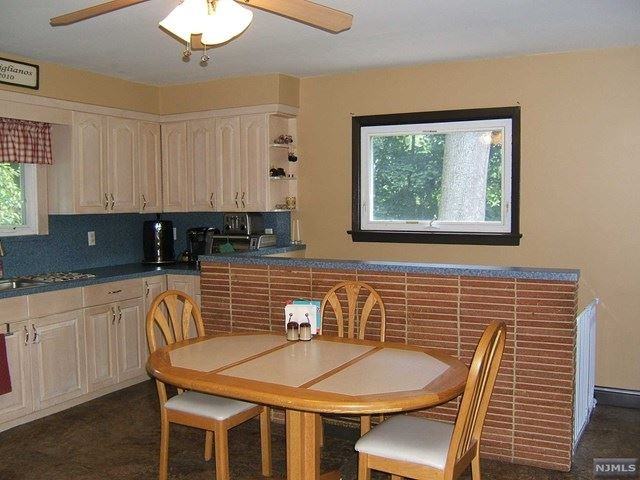 81 North Ave - Photo 3 of 9