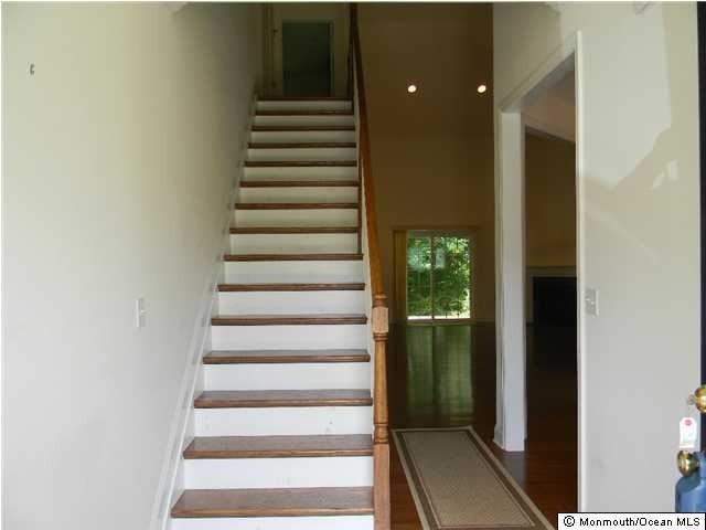 153 Birch Dr - Photo 2 of 13