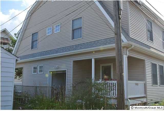 410 Sylvania Ave #REAR - Photo 3 of 23