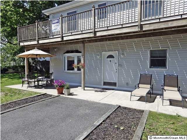 407 6th Ave #6 - Photo 3 of 24