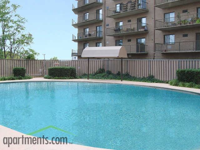 The Carlyle - Photo 3 of 14