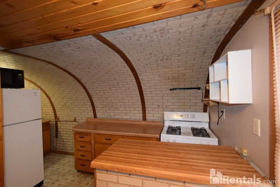 6611 Sleepy Hollow Rd - Photo 3 of 4