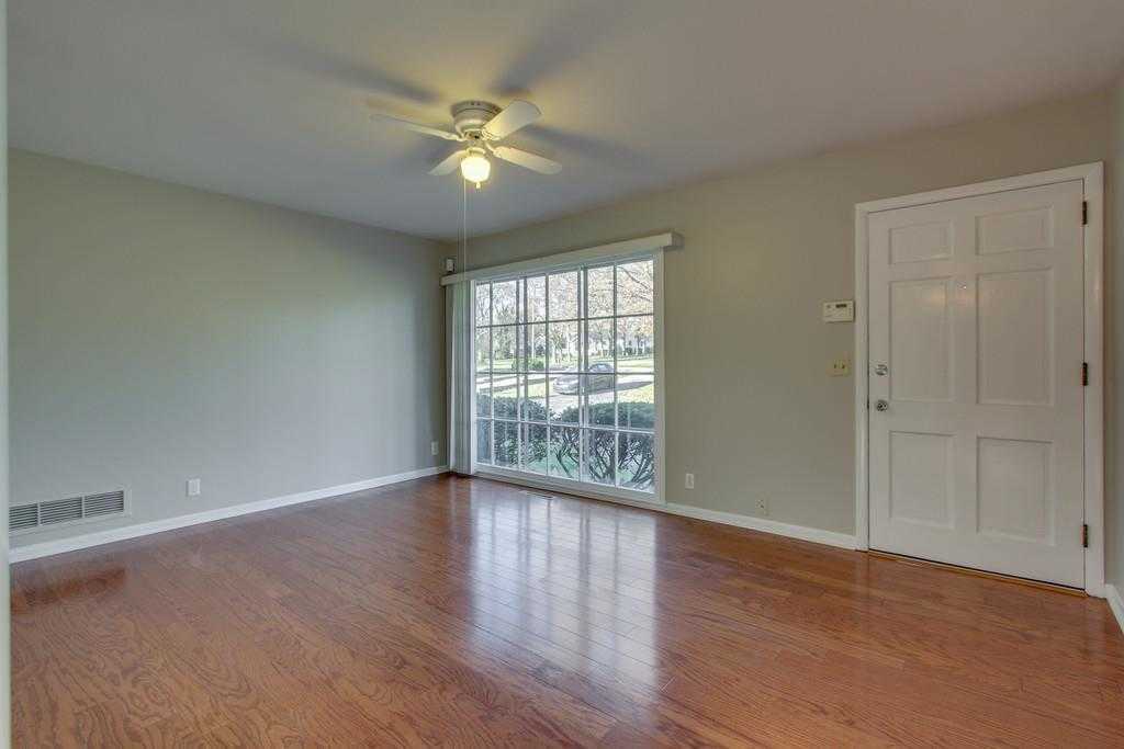 917 Bresslyn Rd - Photo 3 of 30