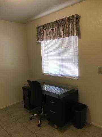 2437 S Tulip Ave - Photo 2 of 20