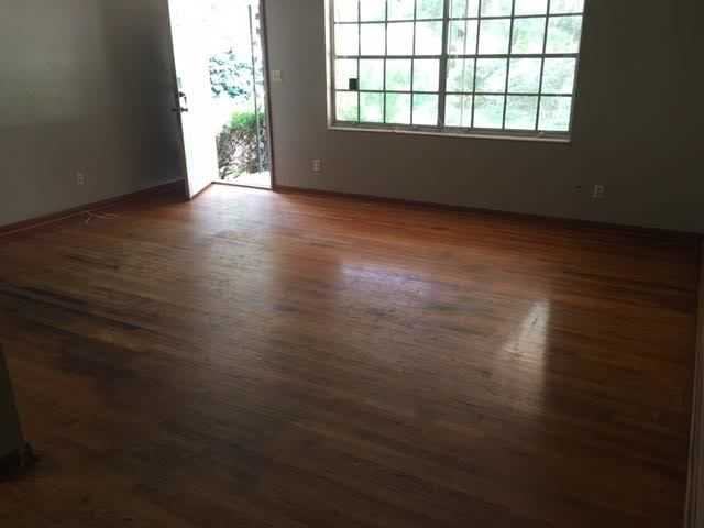 202 Cactus St - Photo 3 of 9