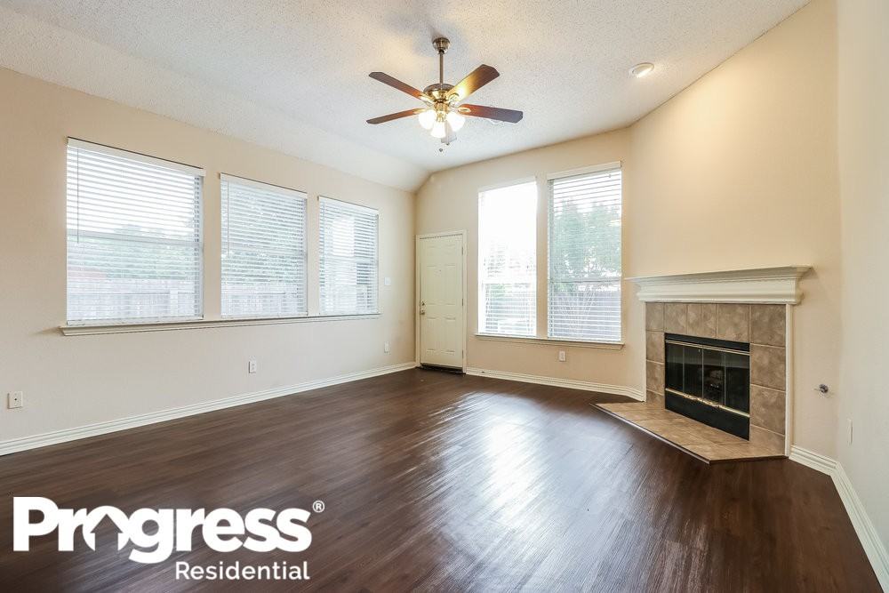 8029 Hosta Way - Photo 2 of 15