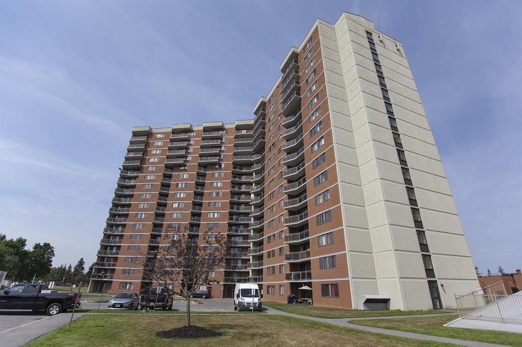 1300 McWatters Rd, Ottawa, ON K2C 3M5 Studio Apartment for Rent