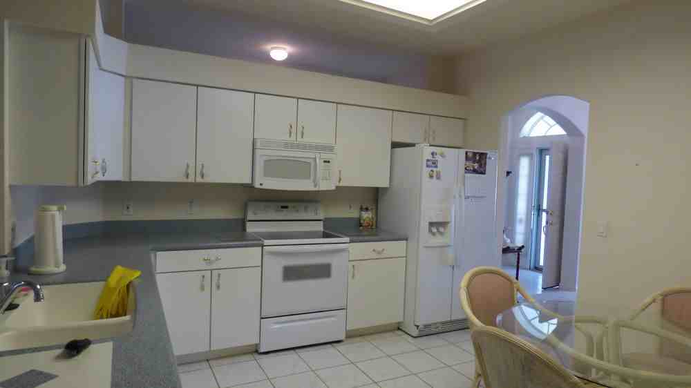 2311 Grasmere Cir - Photo 2 of 7