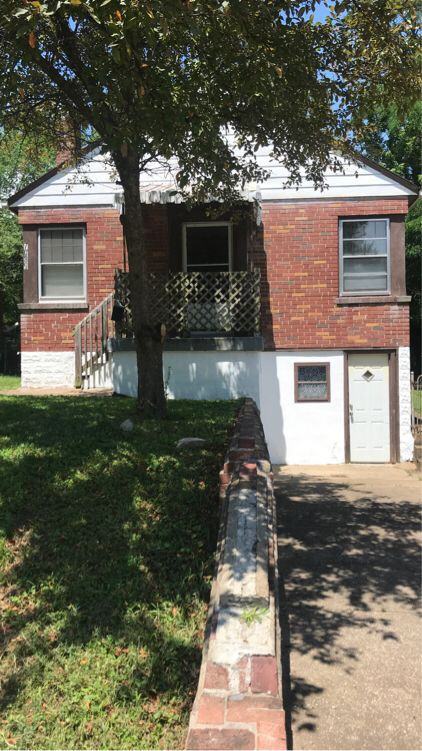 7089 Lexington Ave - Photo 2 of 13