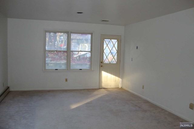 47 Glenview Terrace - Photo 3 of 10