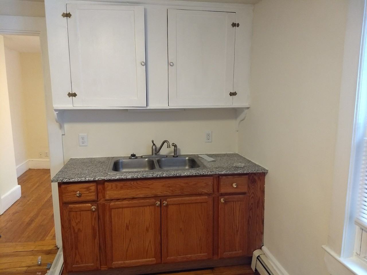 3 Riveredge Rd. 4 - Photo 3 of 6