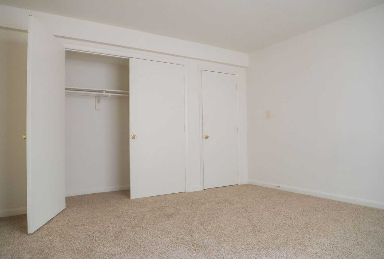 Lake Falls Apartments - Photo 4 of 8