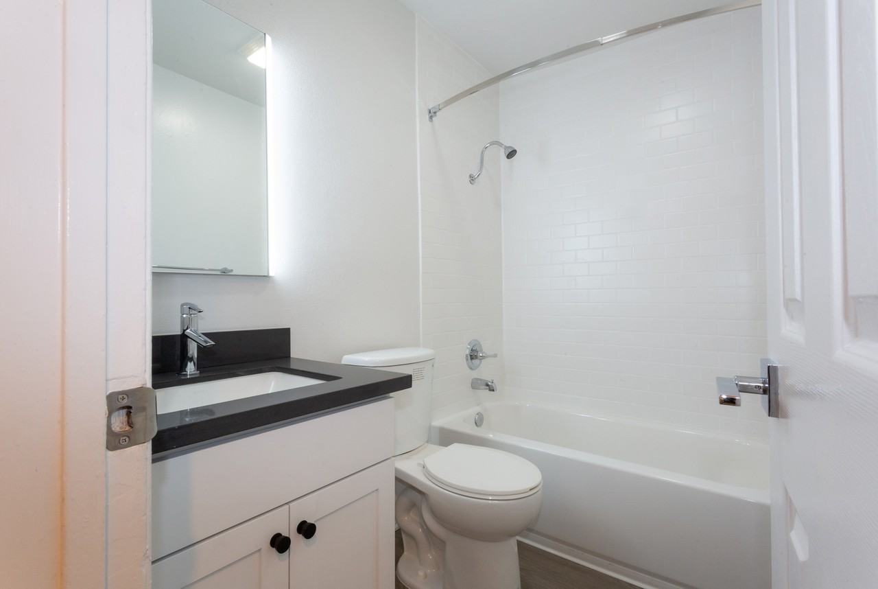 Milo on Morton - Photo 2 of 16