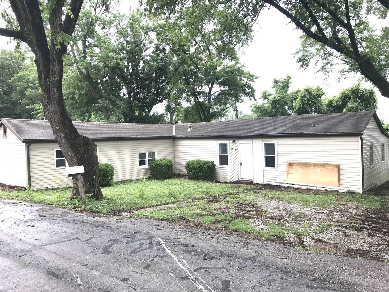 8217 Rose Street - Photo 2 of 19