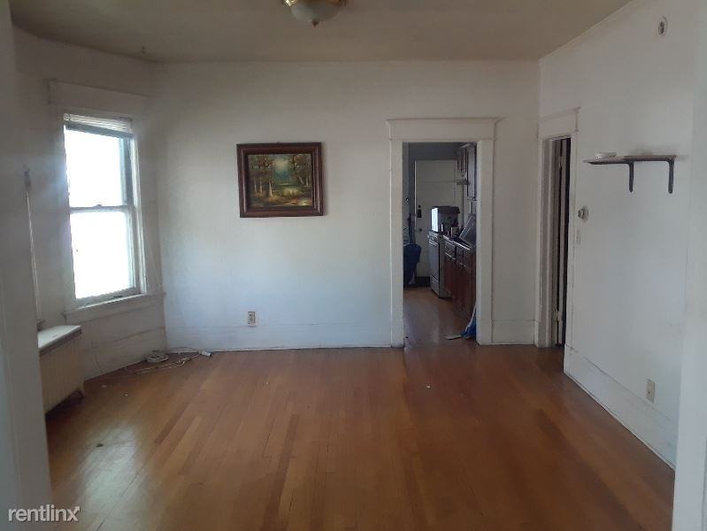 293 Robie St E - Photo 2 of 8