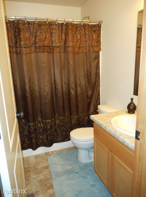 302 5th Ave W - Photo 2 of 15