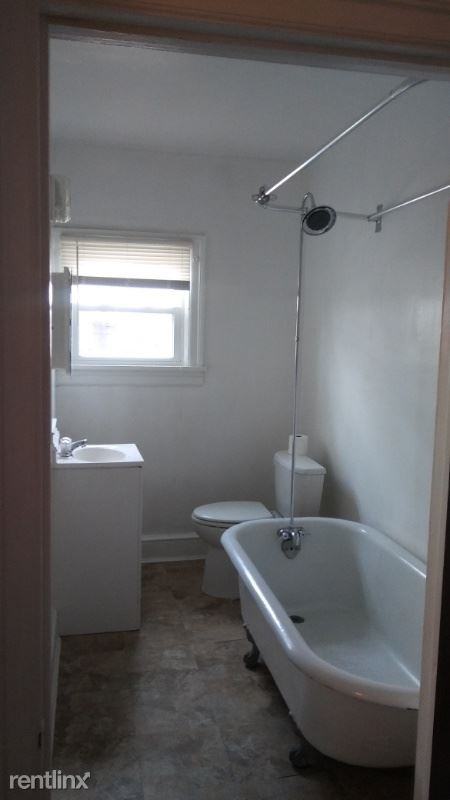 105 Clements Bridge Rd - Photo 3 of 4