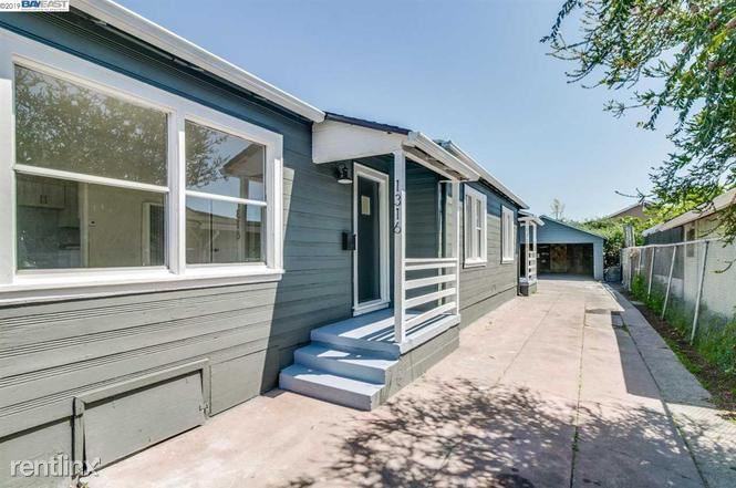 1318 94th Ave - Photo 2 of 5