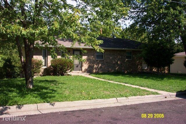 3300 Vandiver Dr - Photo 2 of 24