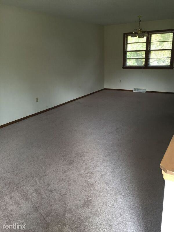 3300 Vandiver Dr - Photo 3 of 24