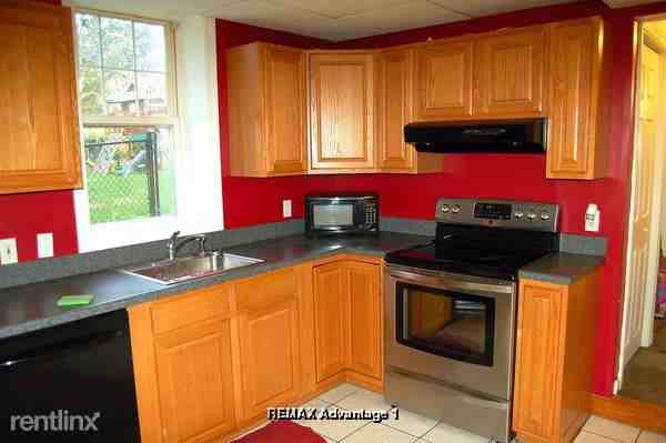 34 Lakeview Ave - Photo 3 of 5