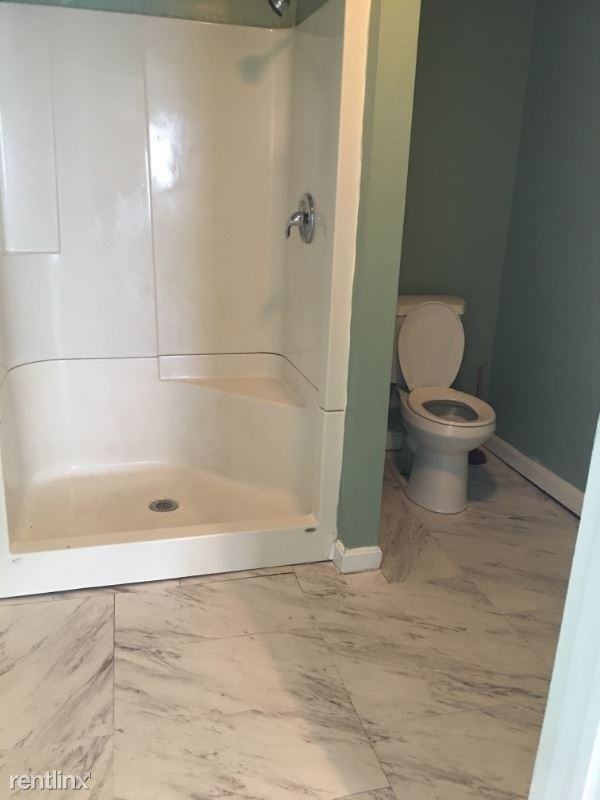 405 Promenade St - Photo 2 of 10