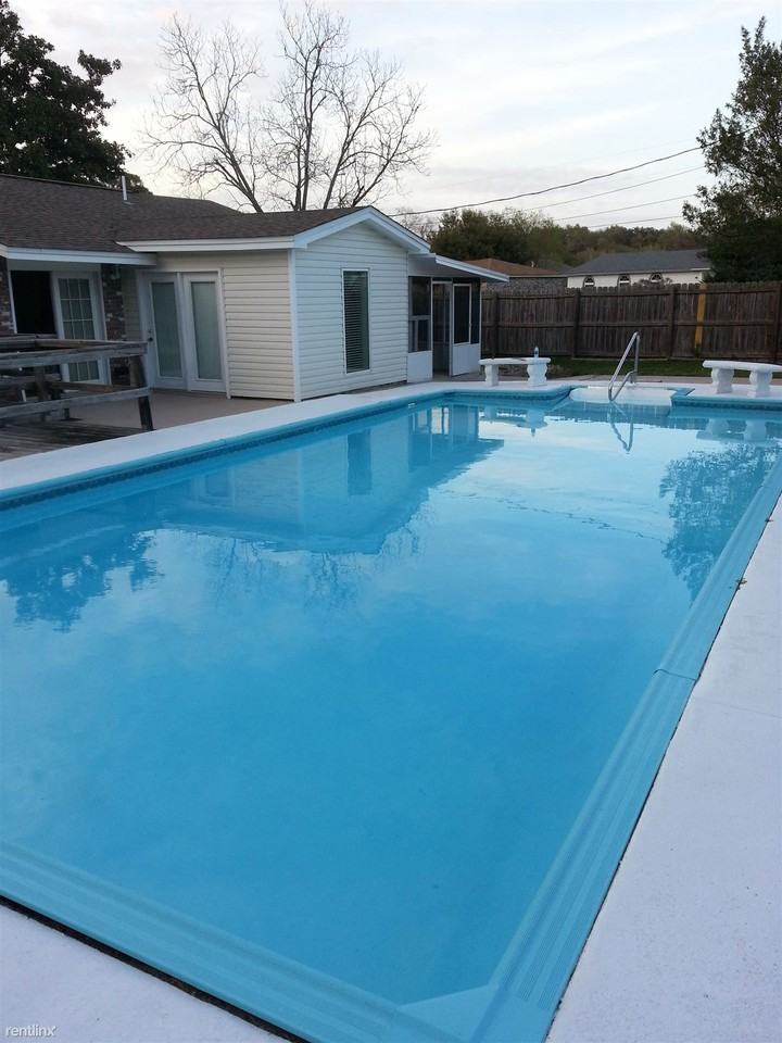 7801 Saltillo St - Photo 2 of 50