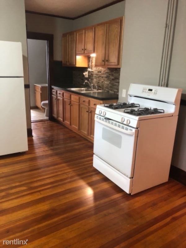 22 Arch St - Photo 3 of 11