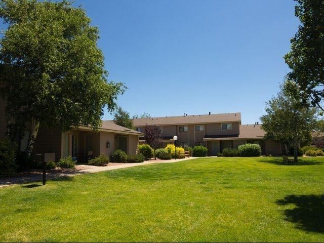 Country Club Meadows - Photo 3 of 40