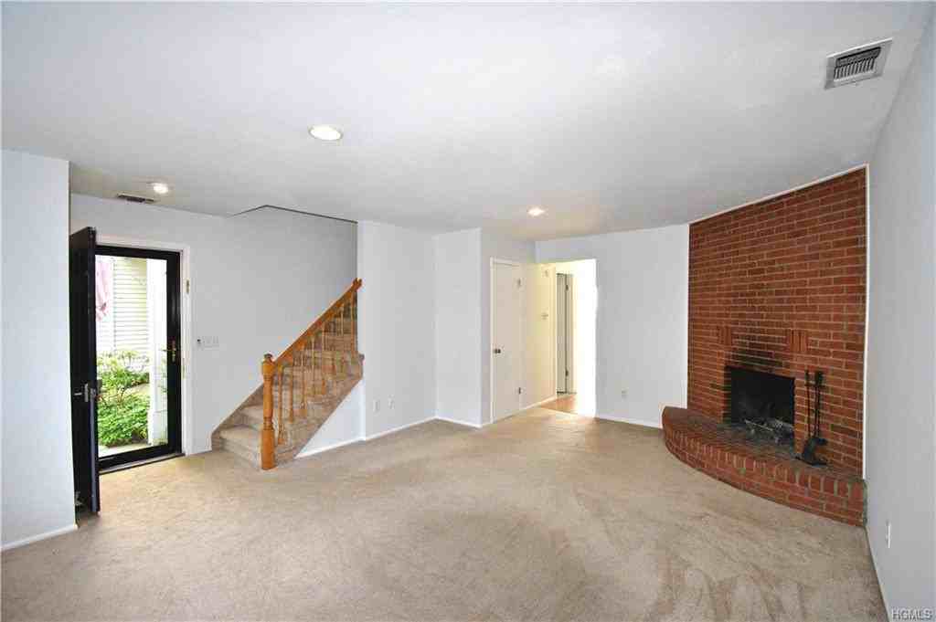 30 Weathervane Way - Photo 3 of 24