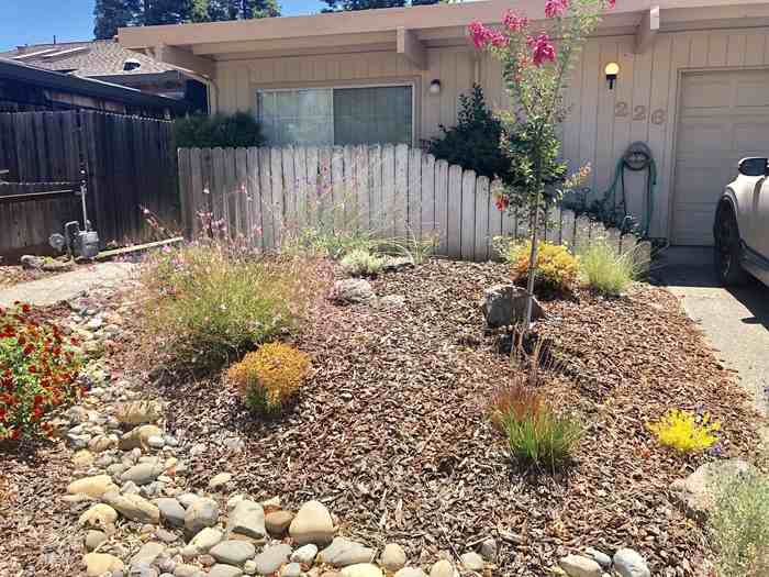 226 Inca Pl - Photo 2 of 2