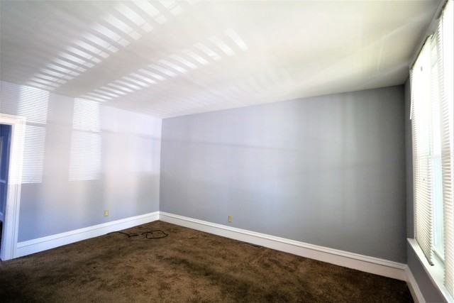 10338 Avenue M - Photo 2 of 21