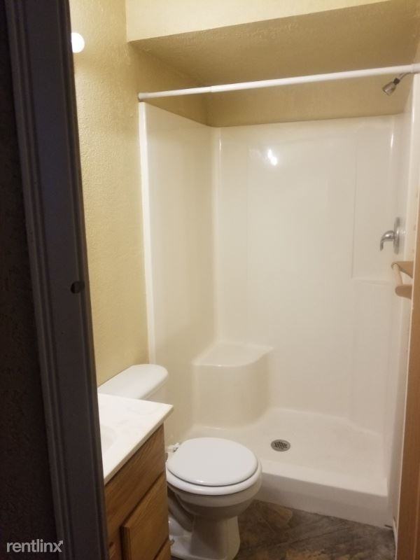 213 4th St S - Photo 3 of 4