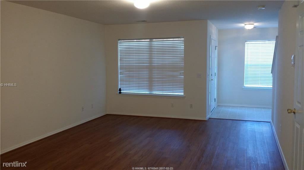 314 Campus Ln - Photo 2 of 12