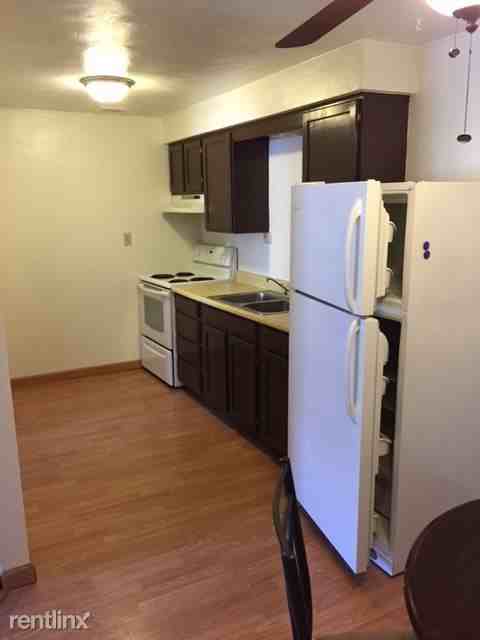 59 Wallace Ln - Photo 2 of 7