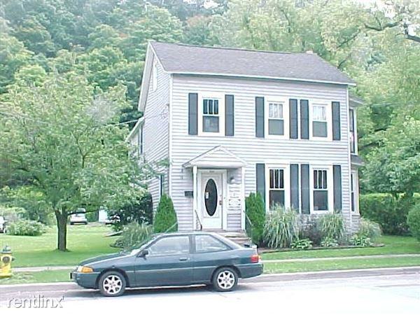 1386 W Genesee St - Photo 2 of 26