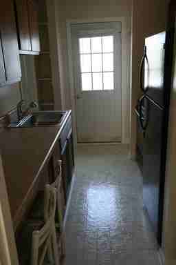 208 Sandpiper Dr - Photo 3 of 5
