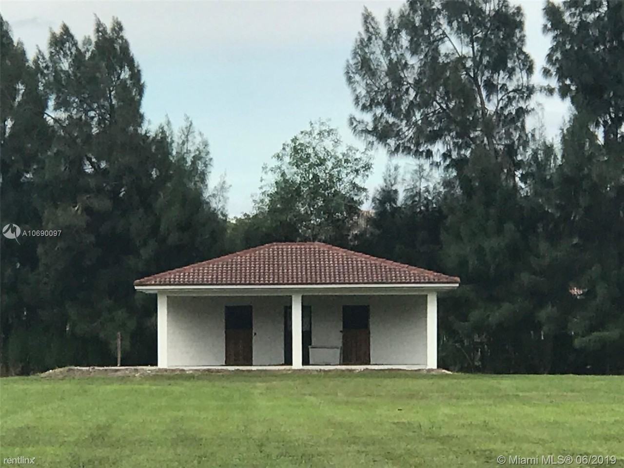 14201 SW 41st St - Photo 2 of 20