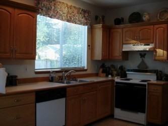19049 SE 270th St - Photo 2 of 10