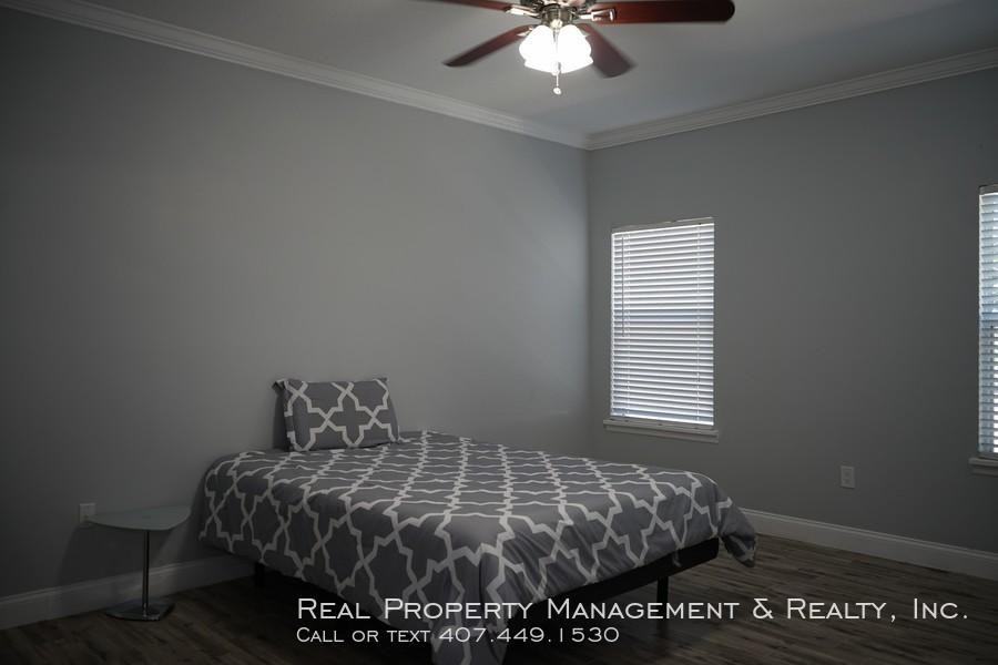 216 E Harvard St - Photo 2 of 14