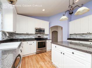 3020 White Cedar Cir - Photo 2 of 12