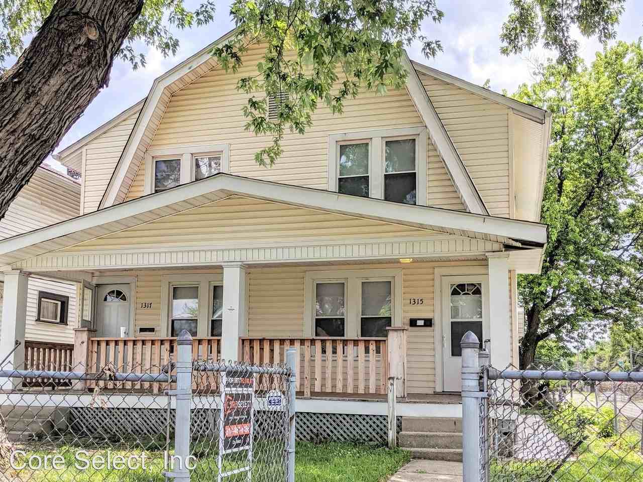 13151317 E 18th Ave. Apartments in South Linden, Columbus, OH 43211